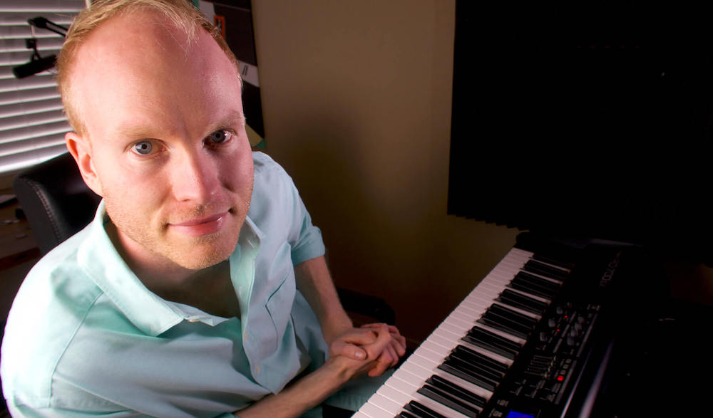 Julian Bradley teaching jazz piano online